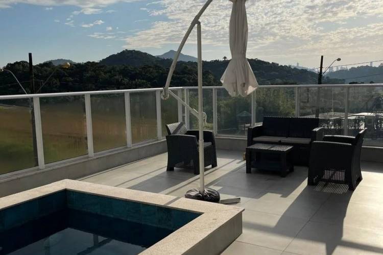 CASA DE CONDOMINIO 3 QUARTOS � VENDA , 402M� - CEN