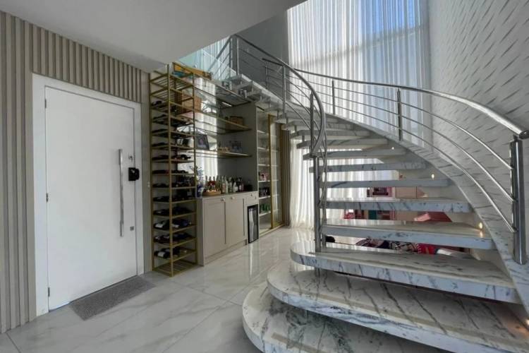 CASA CONDOM�NIO 3 QUARTOS � VENDA , 289M� - SANTA 