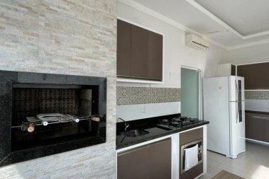 APARTAMENTO COM 2 QUARTOS  VENDA , 117M - PRAIA 