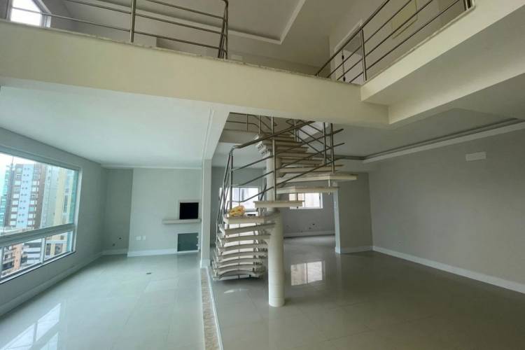 APARTAMENTO 4 SU�TES � VENDA , 196M� - MEIA PRAIA