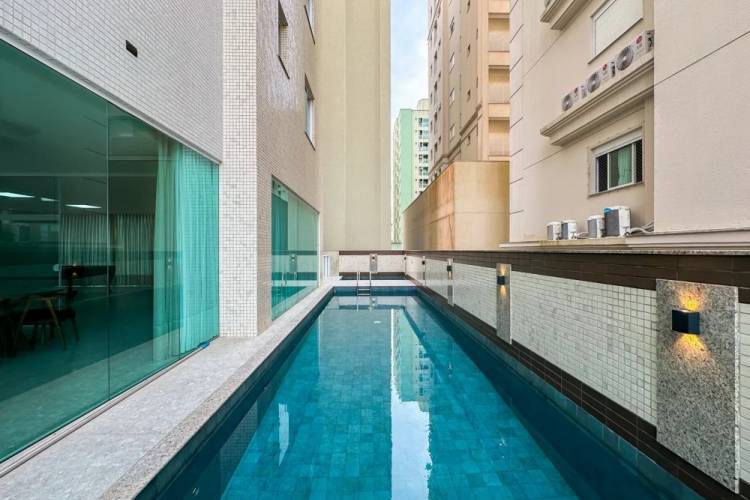 APARTAMENTO 4 SU�TES � VENDA , 193M� - MEIA PRAIA 