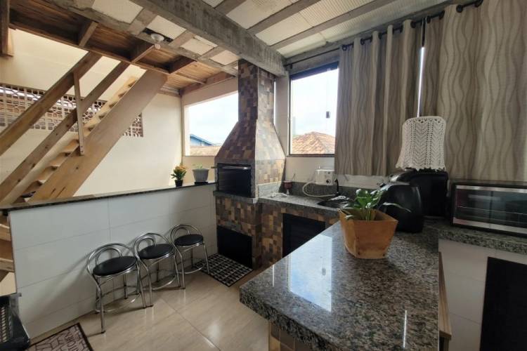 Sobrado com 3 quartos � venda , 150m� - Munic�pios