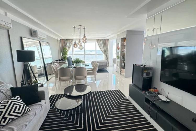 V4059 APARTAMENTO PARA VENDA FRENTE AO MAR EM MEIA