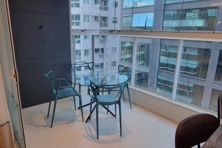 V3200 IM�VEL MOBILIADO PARA VENDA COM 3 SUITES, 35