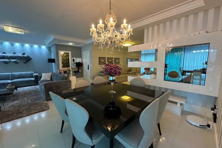 V4024 IM�VEL MOBLIADO PARA VENDA COM 4 SUITES SEND