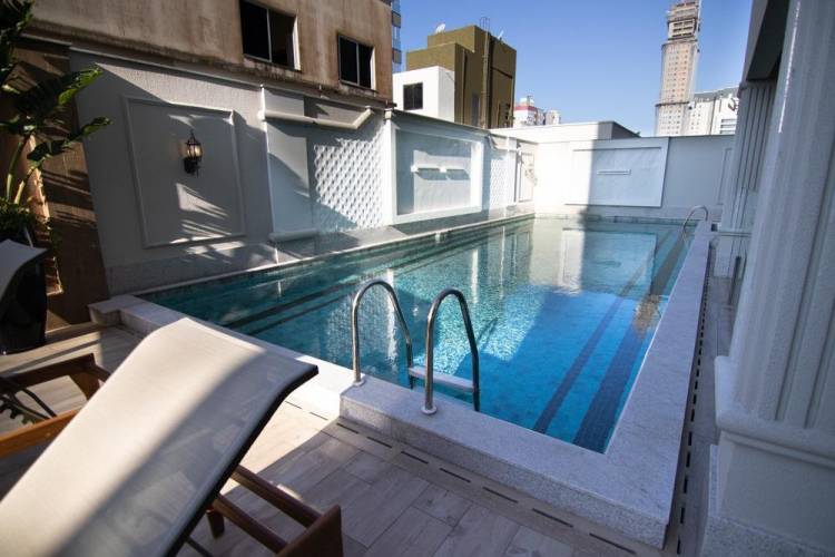 V4101 IM�VEL MOBILIADO PARA VENDA COM 4 SUITES EM 