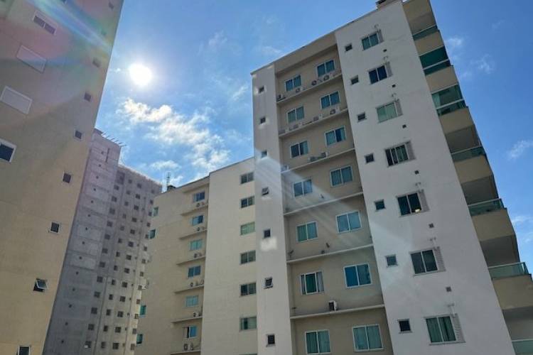 V3237 IM�VEL PRONTO PARA VENDA, 550 MTS DO MAR EM 