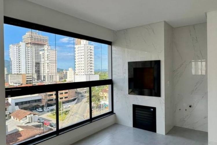 V3246 IM�VEL NOVO � VENDA, 650 MTS DO MAR EM MEIA 